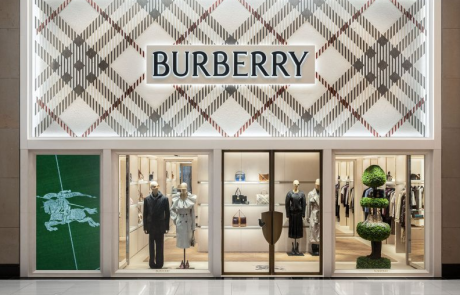 Burberry renoue avec la croissance au premier trimestre 2027