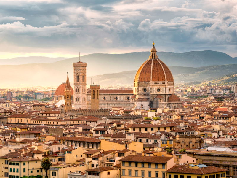 Pourquoi Gucci est-elle une maison majeure du luxe italien ?