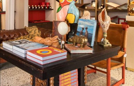 Assouline et Scarlett ouvrent une boutique à Saint-Tropez dédiée à l&rsquo;art de vivre méditerranéen