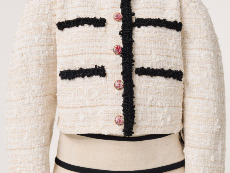 La veste en tweed Chanel : histoire d&rsquo;une icône du vestiaire féminin