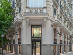Van Cleef & Arpels ouvre sa première boutique à Madrid