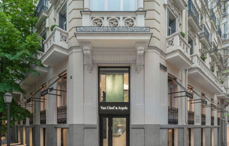 Van Cleef & Arpels ouvre sa première boutique à Madrid