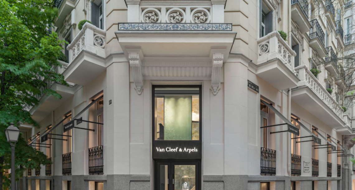 Van Cleef & Arpels ouvre sa première boutique à Madrid