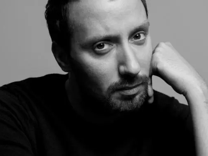 Anthony Vaccarello quitte Saint Laurent : bilan stratégique de son mandat