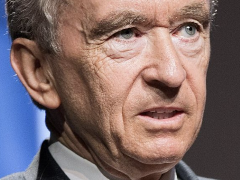 Bernard Arnault : « Nous allons construire le plus grand groupe de luxe du monde »