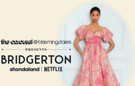 Bloomingdale’s surfe sur la tendance Regencycore avec sa collection Bridgerton