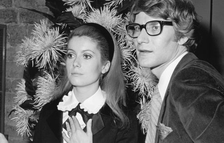 Série « Clientes et égéries célèbres » : Catherine Deneuve et Yves Saint Laurent, quarante ans de complicité