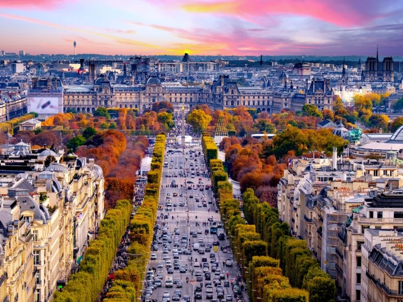 Les Galeries Lafayette veulent s’implanter sur les Champs-Elysées