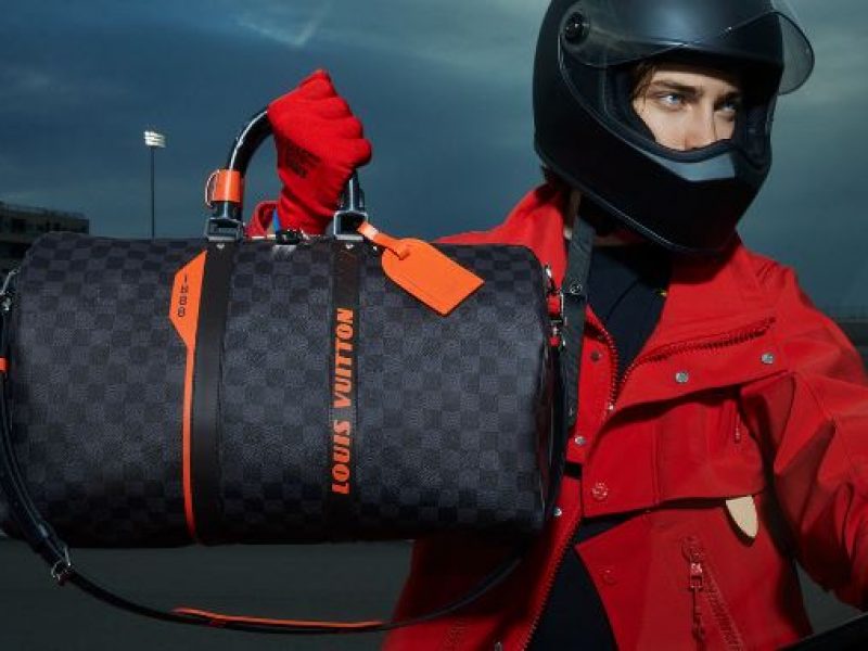 Louis Vuitton décline son damier en version cobalt