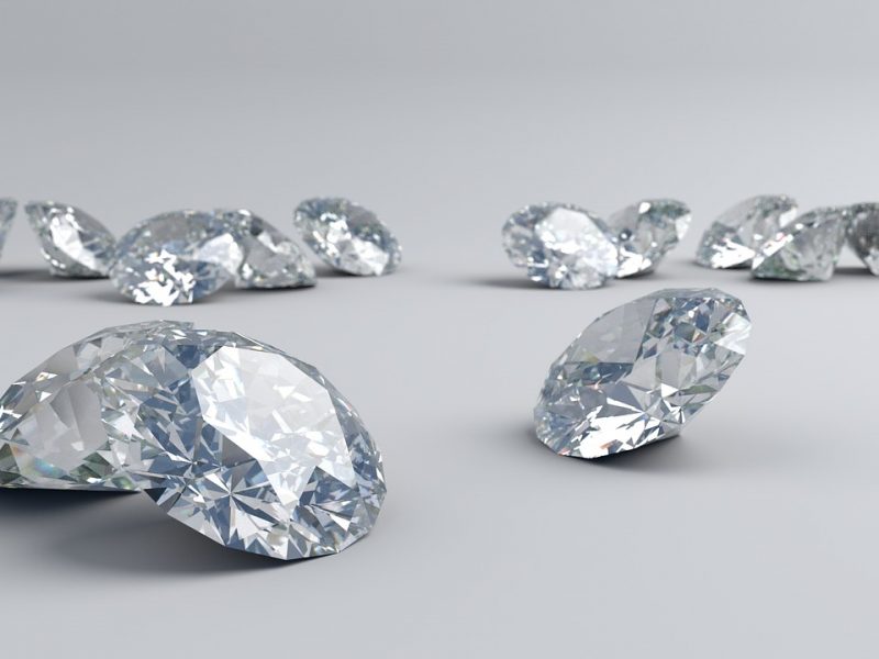 Montre incrustée de diamants : record battu !