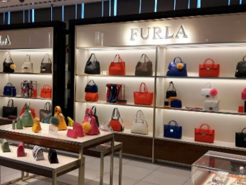 Furla s’attaque au marché de la parfumerie