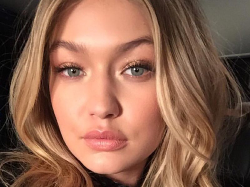 Gigi Hadid sort sa deuxième collection de bijoux