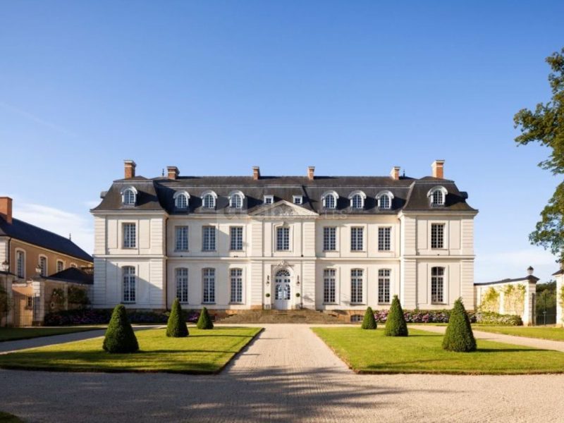 Le château du Grand-Lucé converti en hôtel de luxe