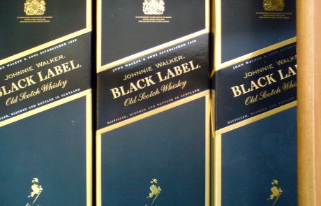 Johnnie Walker : un service online de personnalisation des bouteilles