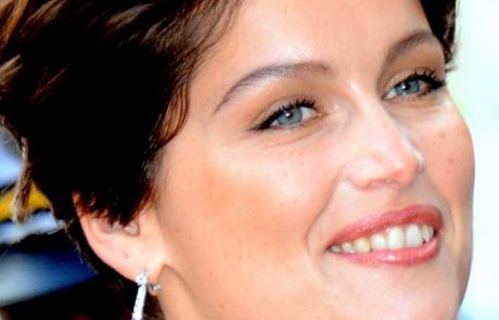 Laetitia Casta : nouvelle égérie IKKS