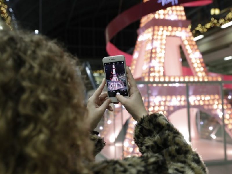 Lancôme s’installe à St Pancras pour les Noël 2019