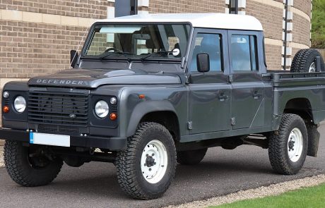 Land Rover présente son nouveau modèle Defender