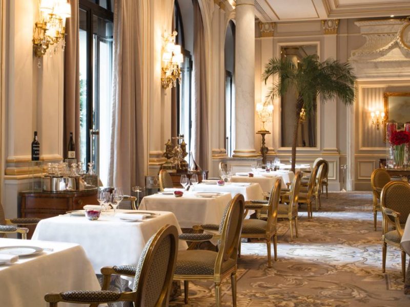 Le George V : premier palace à offrir trois restaurants étoilés