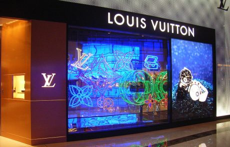 Vuitton ouvre une boutique à l’aéroport Paris-Charles de Gaulle