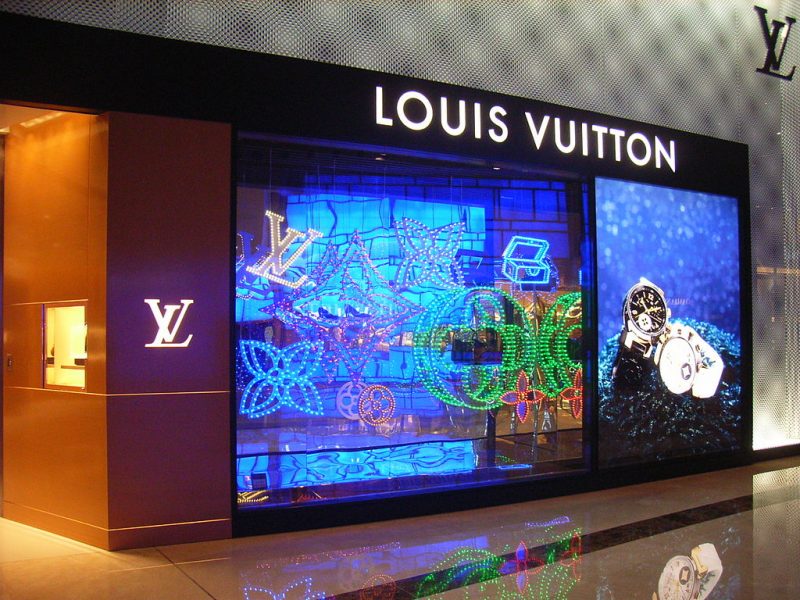 Vuitton ouvre une boutique à l’aéroport Paris-Charles de Gaulle
