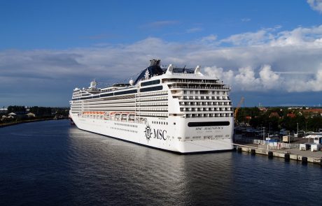 MSC Cruises commande quatre petits paquebots de luxe