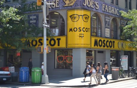 Moscot ouvre sa 1e boutique à Paris