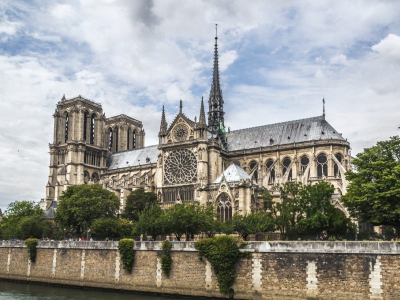 Bernard Arnault et François Pinault au chevet de Notre-Dame