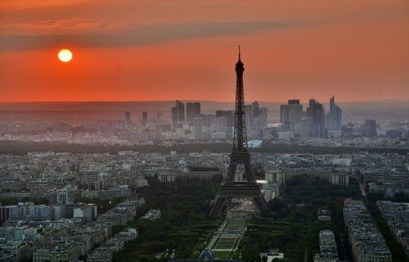 À Paris : le prix moyen du mètre carré dépasse la barre symbolique des 10 000 euros