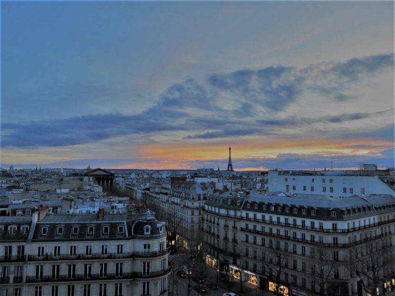 Au Top : un restaurant de luxe sur les toits de Paris