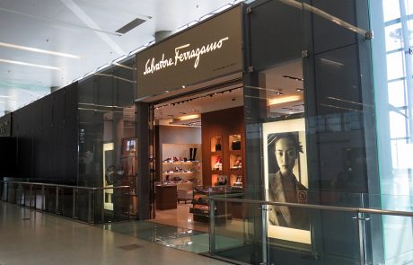 Paul Andrew, nouveau directeur de la création chez Salvatore Ferragamo