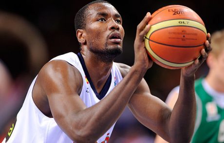 Nobis présente son nouvel ambassadeur : Serge Ibaka