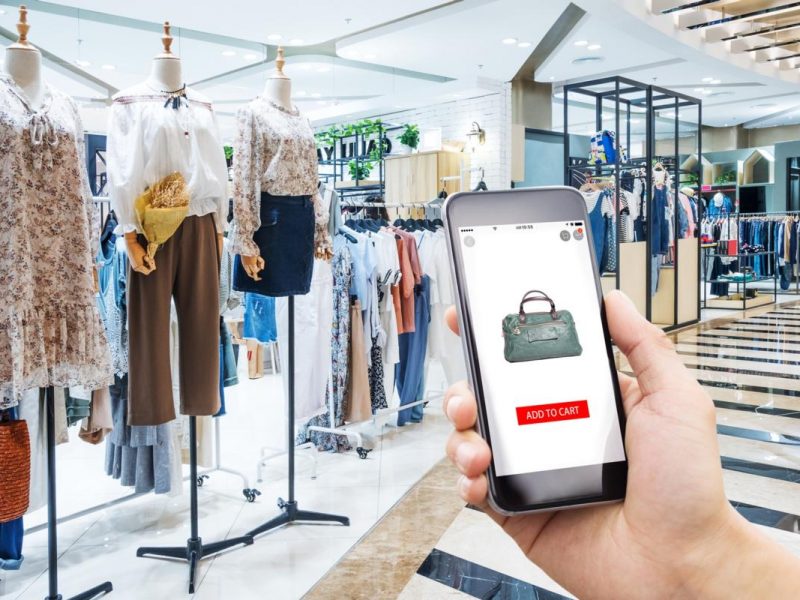 Les services connectés : le retail veut concurrencer le e-commerce