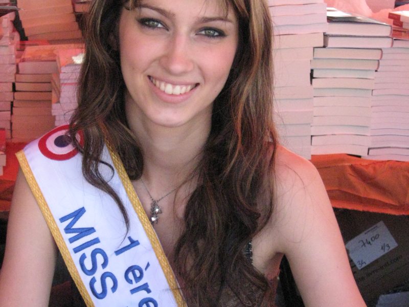 Sophie Vouzelaud, la petite Française devient l’égérie Dior