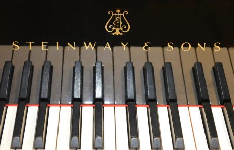 Steinway, bientôt racheté par la Chine ?