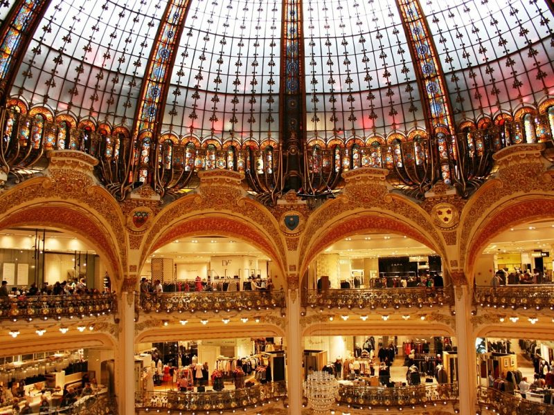 Crise des grands magasins : comment les marques de luxe vont s’adapter ?