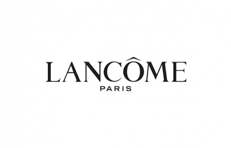 Lancôme remet 400.000 dollars de bourses d’études à des jeunes femmes noires