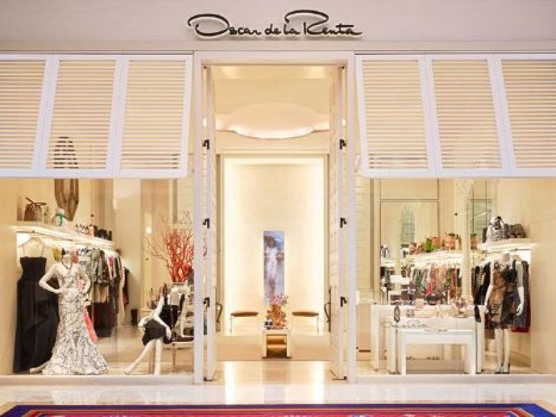 Une œuvre d’art retrouvée dans la boutique Oscar de la Renta à Paris