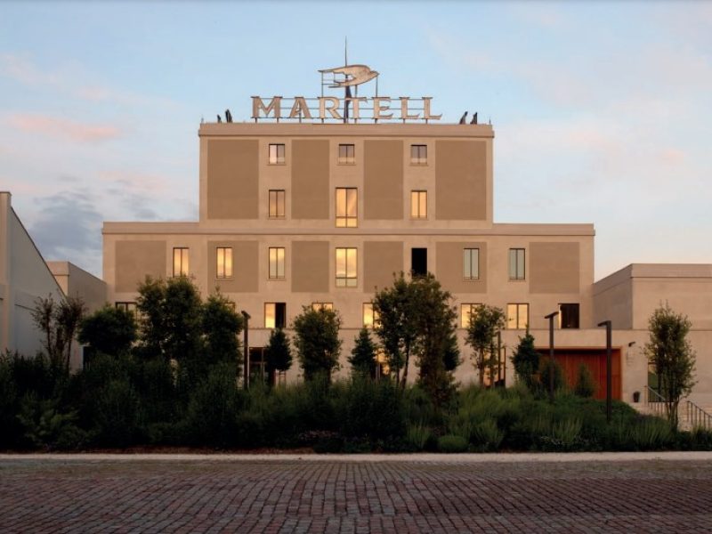 Martell, un nouveau mécène : quand l’art et l’alcool font bon mélange…