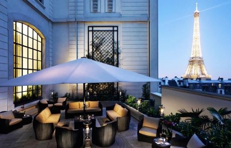 Le Shangri-La accueille un bar à ciel ouvert Krug