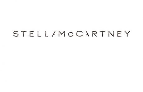 Stella McCartney lance sa capsule en collaboration avec MyTheresa.com