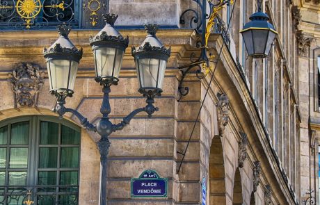 Face à la morosité, les joailliers parisiens font de la résistance