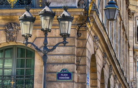 Le Ritz Paris fait équipe avec le label lifestyle Frame