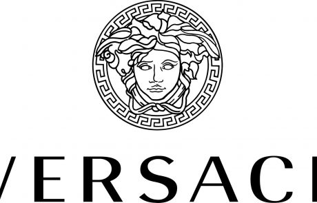 Versace en mode avion